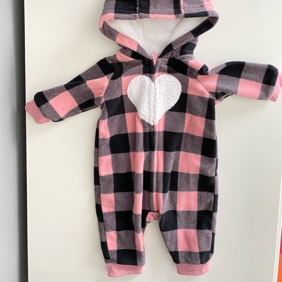 VGUC Carter's pink and black plaid zip-up fleece jumpsuit with heart design - Picture 1 of 4